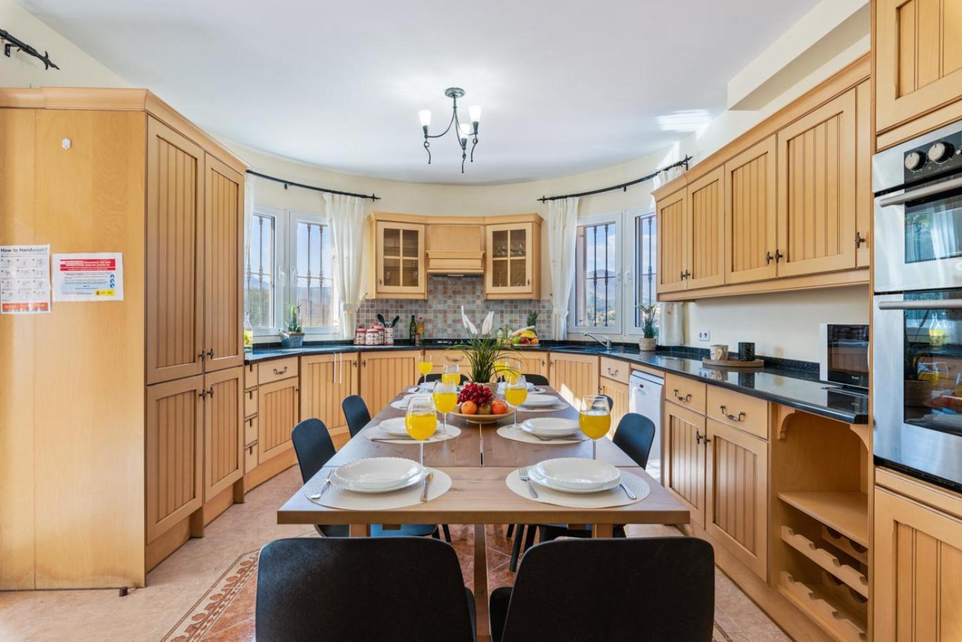 Villa Comodo - Plusholidays Calpe Bagian luar foto
